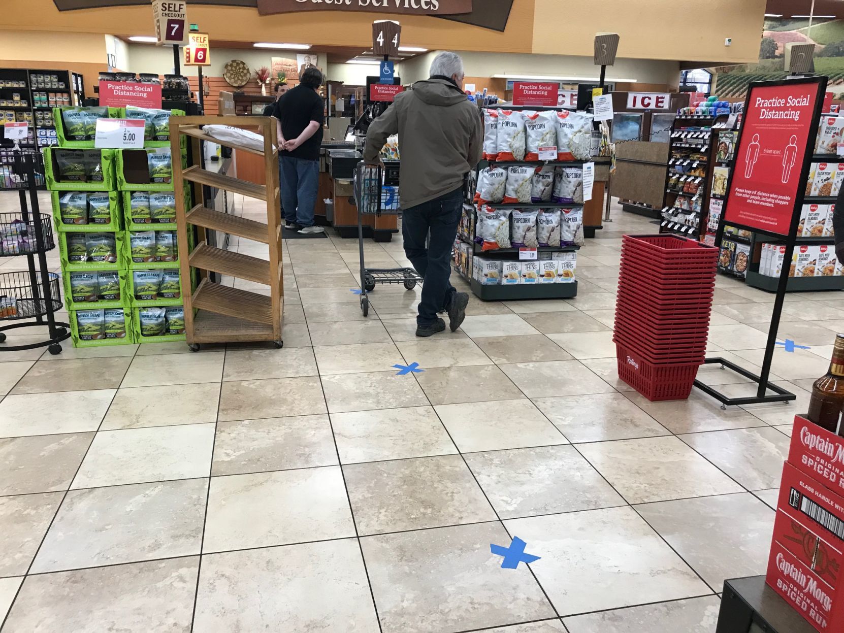 Raley's check out